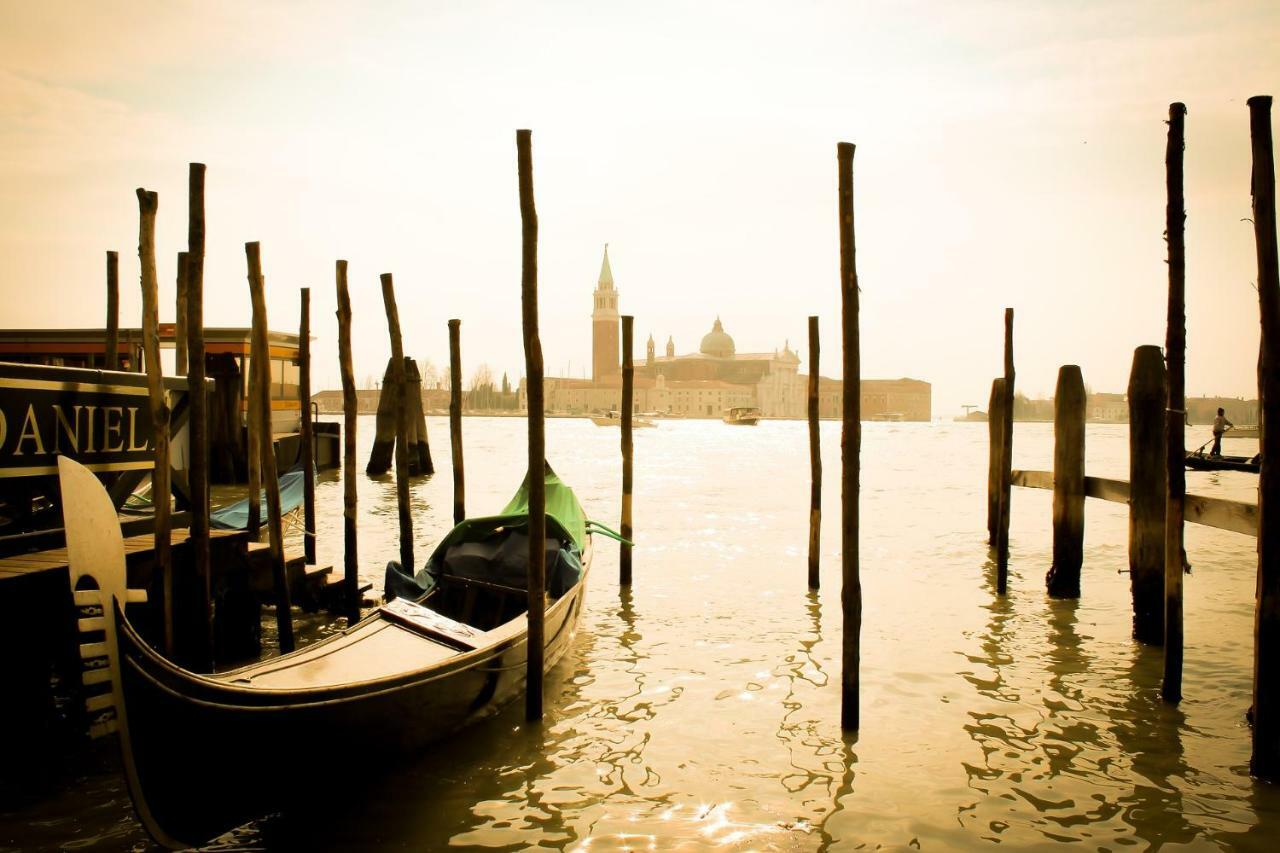 Residenza Ca' Brighella Apartment Venice Exterior photo
